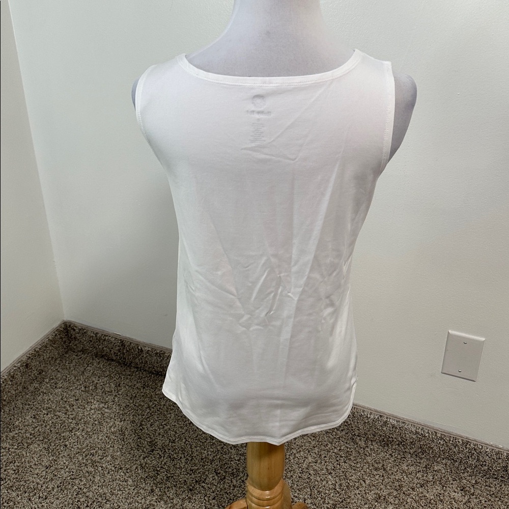 ๐ Ruby Rd Tank Top - Picture 2 of 3